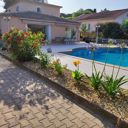 Villa Evasion En Bord De Avec Piscine